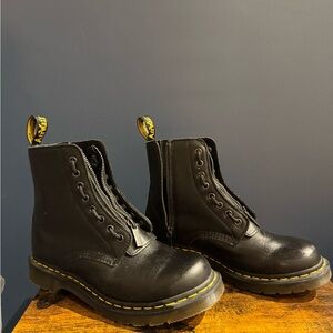 2-Way women’s Dr. Martens- size 8